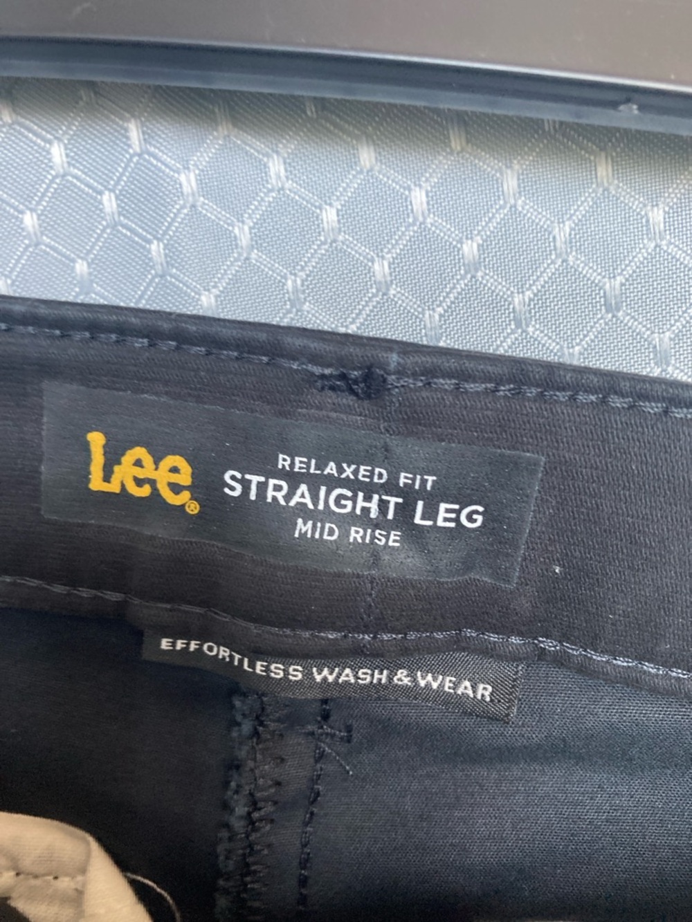 Lee midrise relaxed fit straight leg pant black effortless wash & wear 12 short - Picture 5 of 17